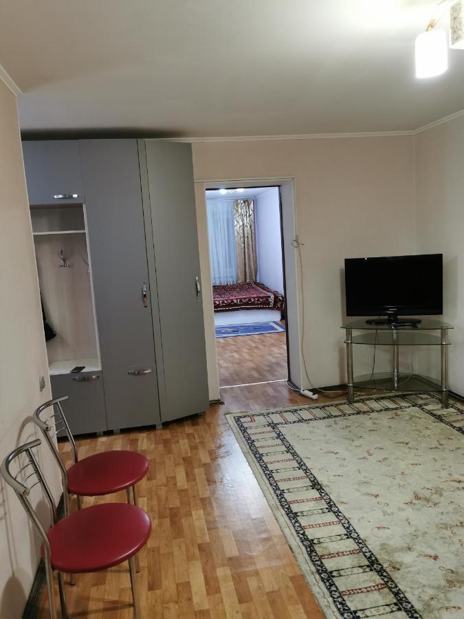 2 Комн Квартира В Центре По Пушкина Kostanay Exterior photo