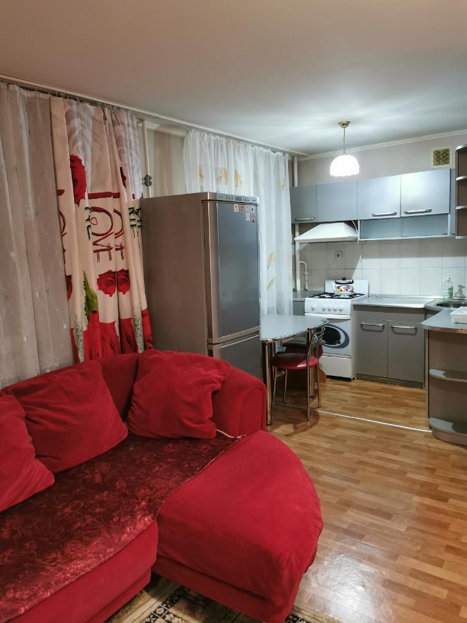2 Комн Квартира В Центре По Пушкина Kostanay Exterior photo